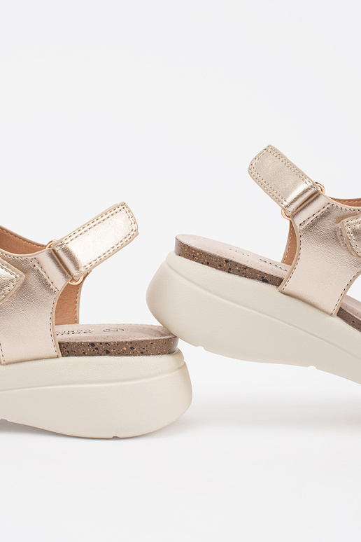 Comfortabele sandalen voor dames in...