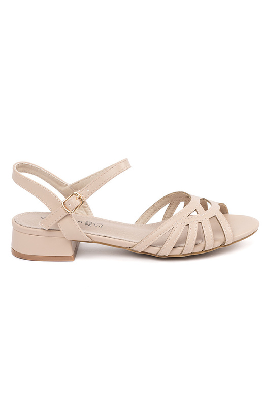 Zandkleurige sandalen Zandkleurige sandalen