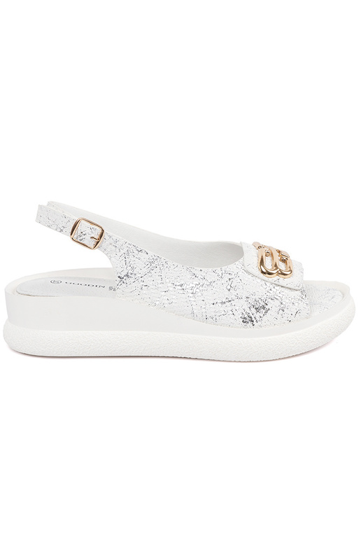 Witte sandalen met decoraties Witte sandalen met decoraties