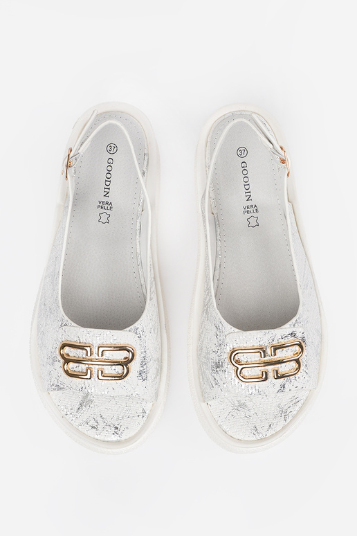 Witte sandalen met decoraties Witte sandalen met decoraties