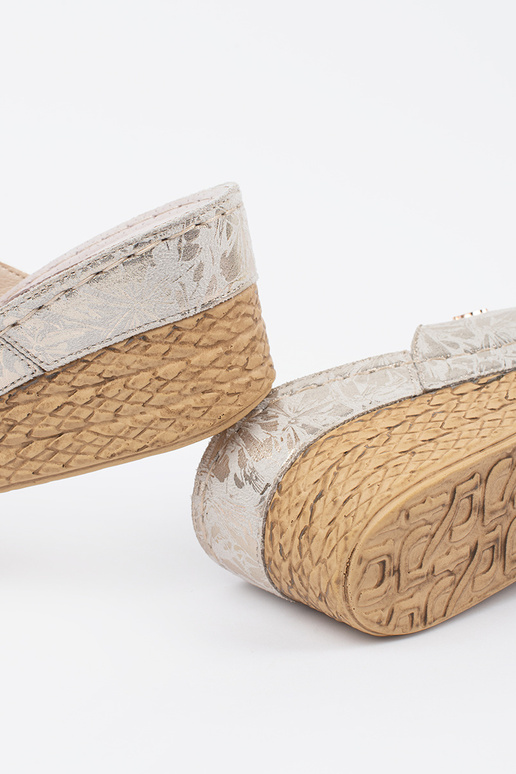 Ivoorkleurige Wedgeslippers voor Dames Ivoorkleurige Wedgeslippers voor Dames