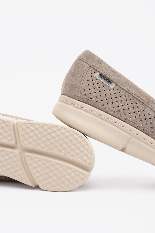 sandkleurige mocassins