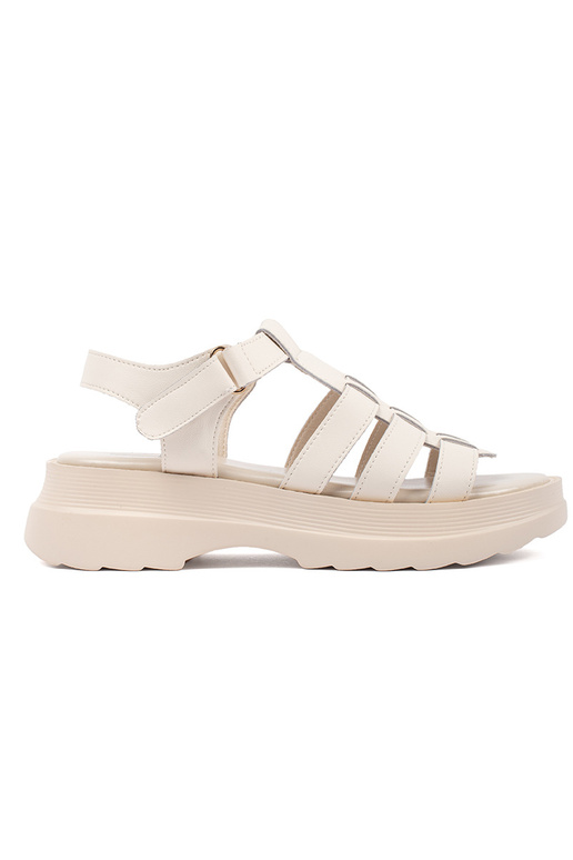 zandkleurige sandalen met platform... zandkleurige sandalen met platform...