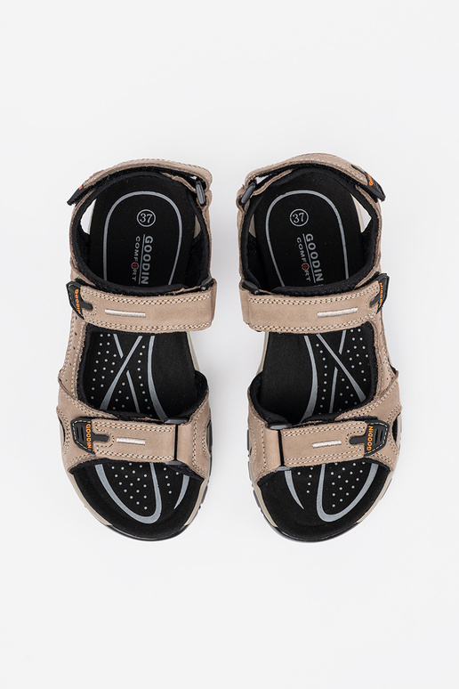 Sportieve sandalen bruin Sportieve sandalen bruin