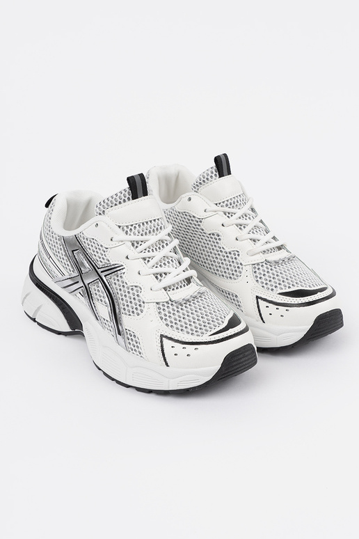 Dames wit-zwart sportieve schoenen... Dames wit-zwart sportieve schoenen...