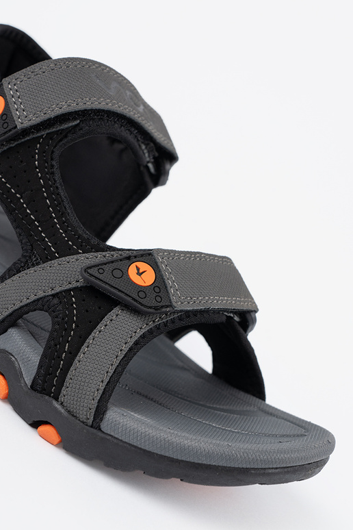 Grijze sportschoenen Grijze sportschoenen