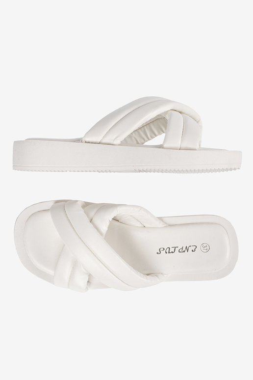 Dames slippers met platform in wit Dames slippers met platform in wit