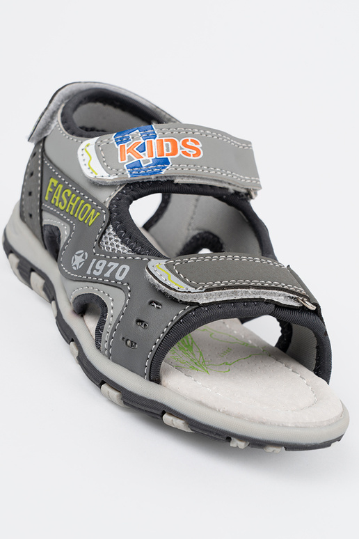 Grijze jongensschoenen