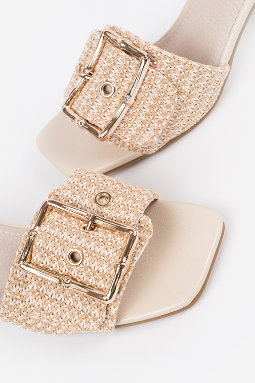 Dames zandkleurige slippers met hak... Dames zandkleurige slippers met hak...