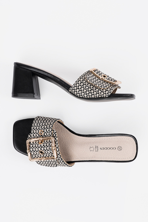 Dames zwart-witte slippers met hak en... Dames zwart-witte slippers met hak en...