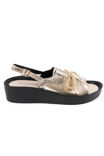 Gouden dames sandalen op...