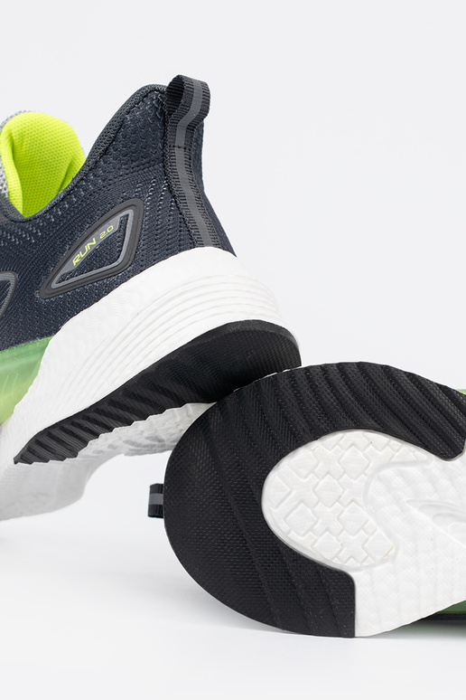 grijs sportschoenen z groentem elementem grijs sportschoenen z groentem elementem