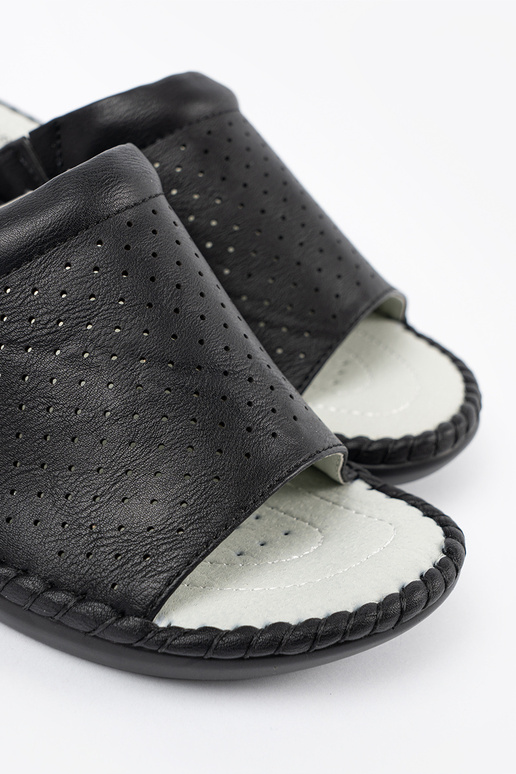 Slippers met leren inlegzolen in zwart Slippers met leren inlegzolen in zwart