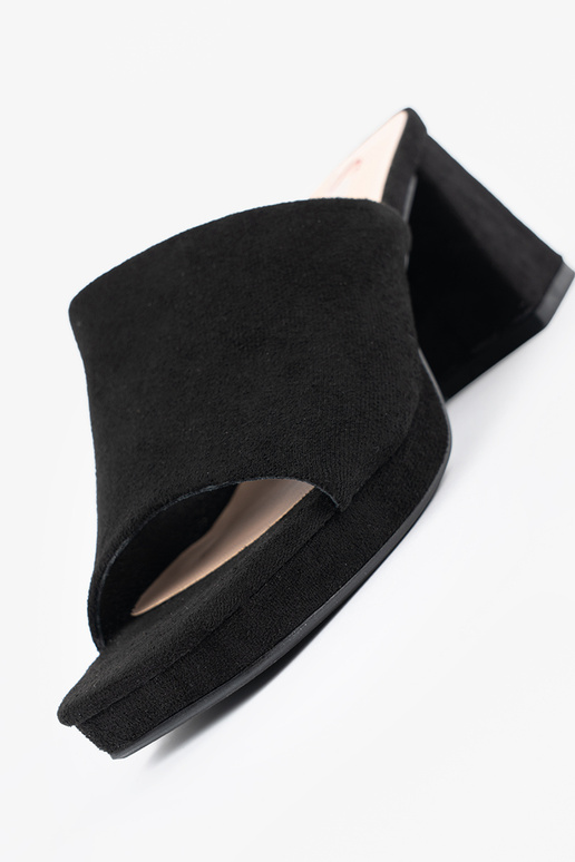 Dames slippers op hoge hakken in...