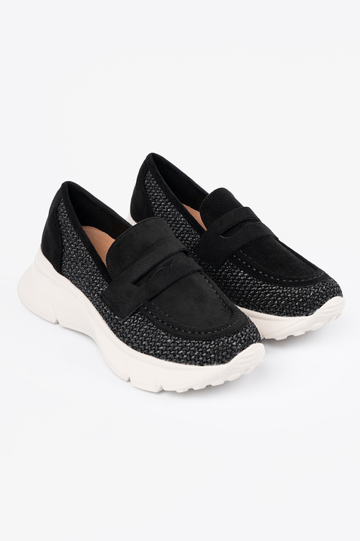 zInart schoenen op een dikke zool zInart schoenen op een dikke zool