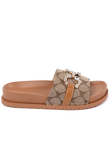 bruine kleur slippers ze...