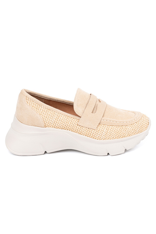 ivoor schoenen op een dikke zool ivoor schoenen op een dikke zool