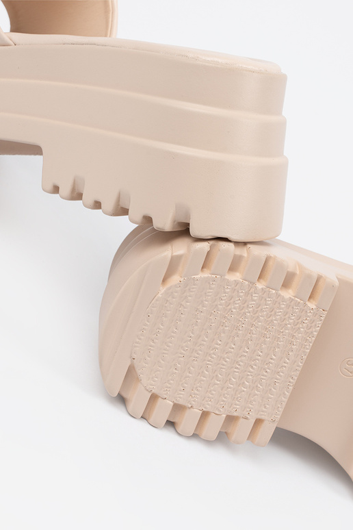 Slippers met platform helderbeige Slippers met platform helderbeige