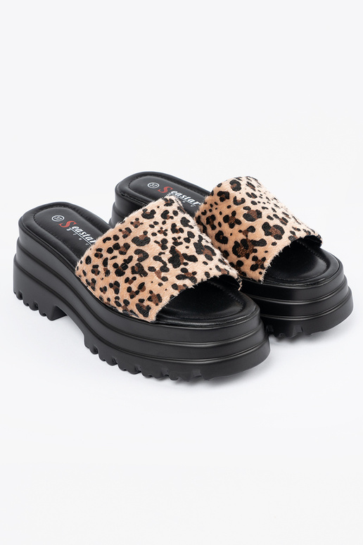 Slippers met platform luipaardprint