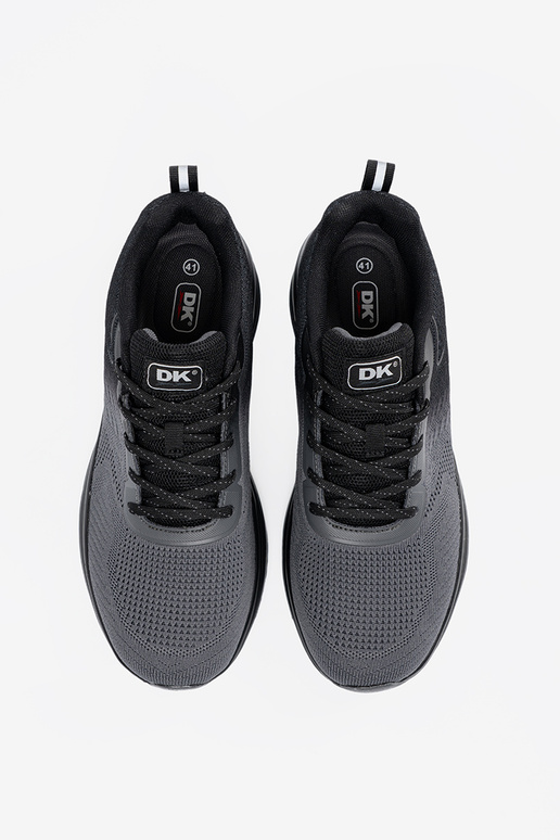 Zwarte en blauwe herensportschoenen Zwarte en blauwe herensportschoenen