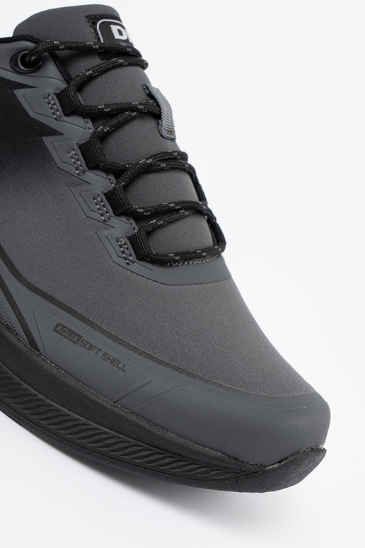 Zwarte herensportschoenen in... Zwarte herensportschoenen in...