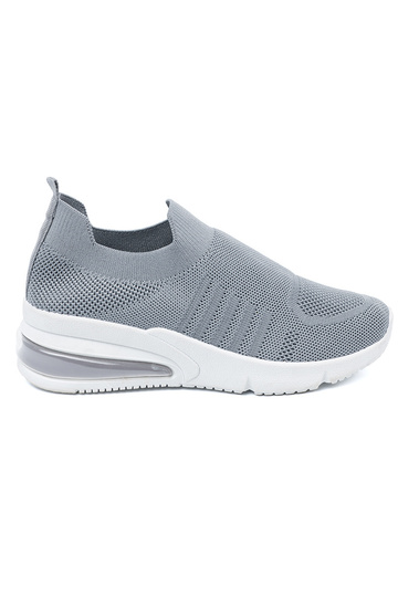 Grijze sportieve schoenen...