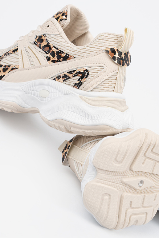 Sandkleurige sportieve schoenen met...