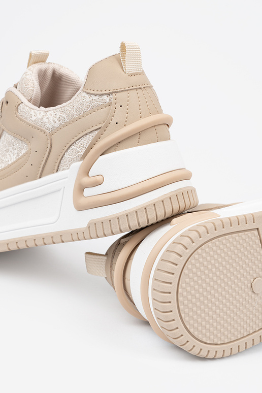 Zandkleurige dames sneakers met veters Zandkleurige dames sneakers met veters