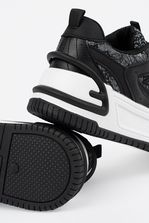 Zwart-witte dames sneakers met veters Zwart-witte dames sneakers met veters