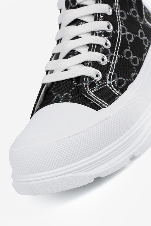 Zwarte kleur schoenen met veters en...