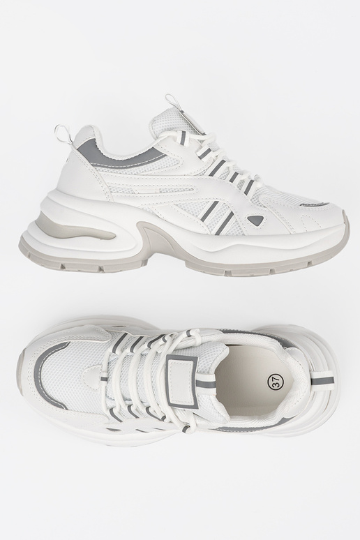 Witte dames schoenen met platform