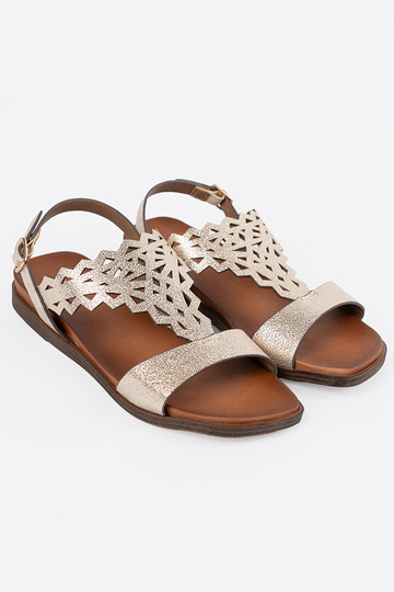 Ivoor kleur sandalen op een... 2