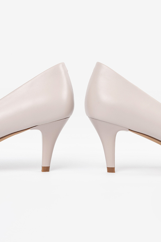 Grijze hoge hakken, Sergio Leone