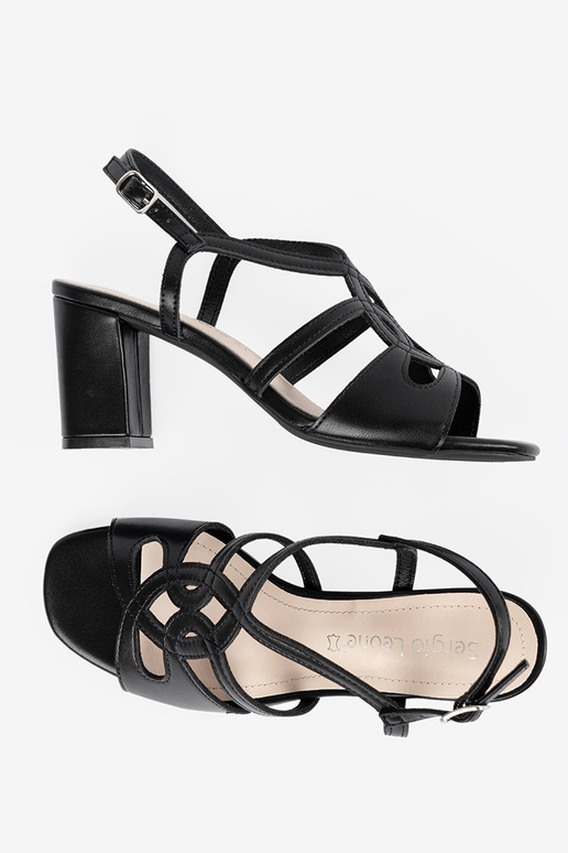 Zwarte dames sandalen op hoge hakken