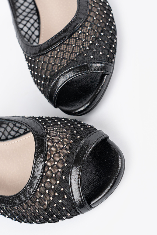 Sandalen met decoratief net in zwarte... Sandalen met decoratief net in zwarte...