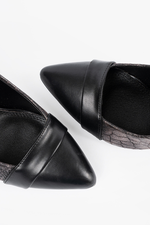 Zwarte schoenen met slangenprint