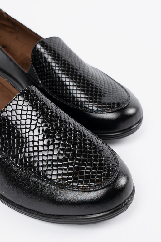 Dames instappers met leertextuur