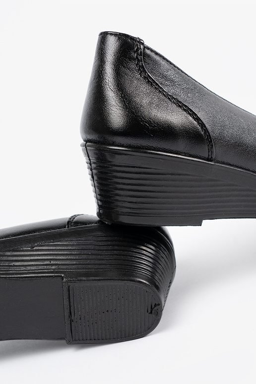 Dames instappers met leertextuur