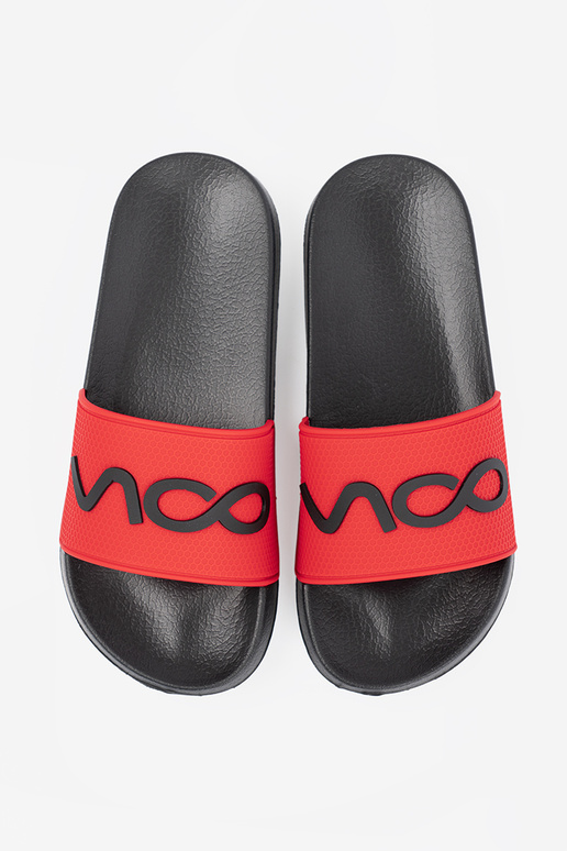 ZInart en-Rood slippers met de inscriptie