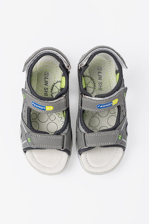 grijs sandalen jongensachtig