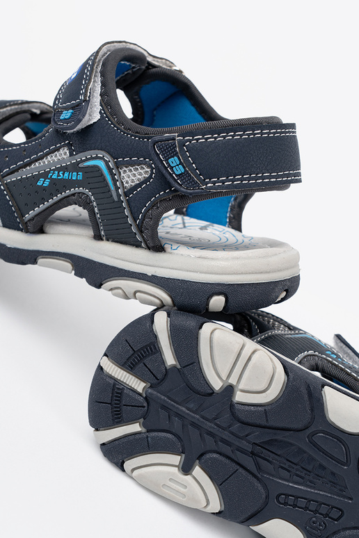 grijs sandalen jongensachtig