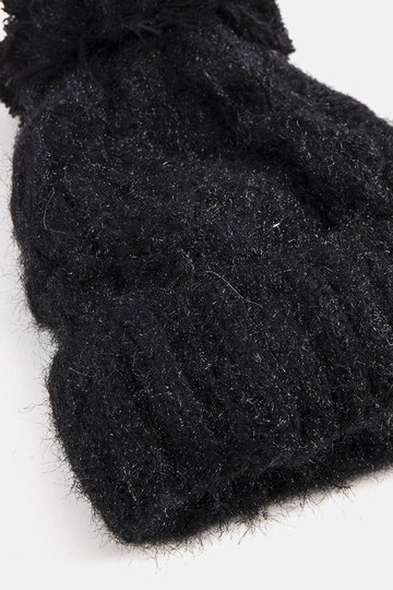 Zwarte muts met pompon Karloti 2