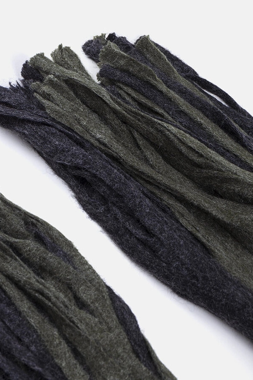 Groen-grijze sjaal met franjes Lana