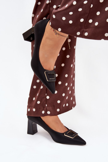 Schoenen met hakken versieren met gespen zInart Seriva