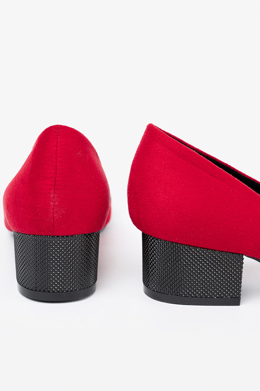 rood Hoge hakken met een boog i lakieroInanym noskiem rood Hoge hakken met een boog i lakieroInanym noskiem