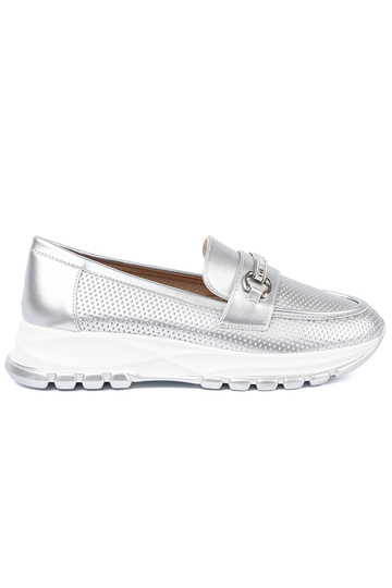 zilvere kleur Dames mocassins z dekoracyjnym goudenm elementem 2