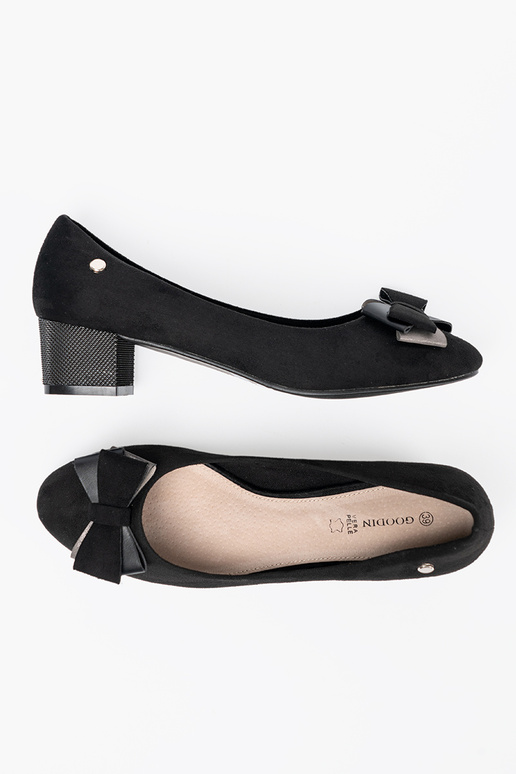 zInart Hoge hakken met een boog op de hiel zInart Hoge hakken met een boog op de hiel