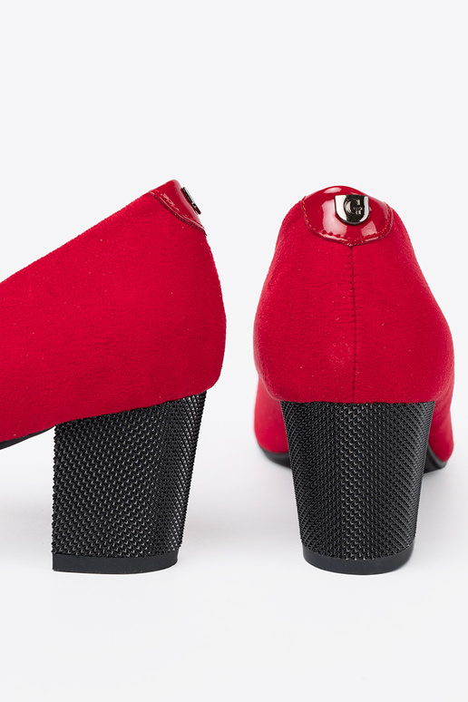 rood Hoge hakken z lakieroInanym noskiem rood Hoge hakken z lakieroInanym noskiem