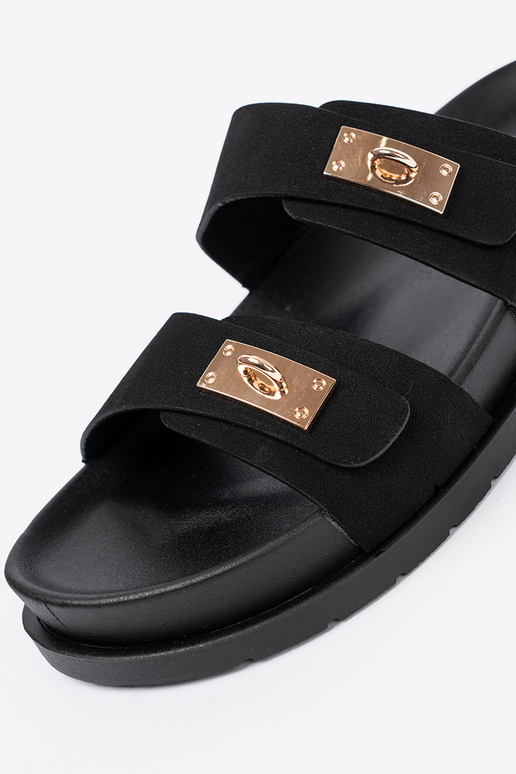 Slippers met platform ze goudenmi detalami Slippers met platform ze goudenmi detalami