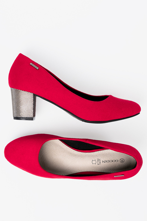 rood Hoge hakken na zilverm słupku rood Hoge hakken na zilverm słupku